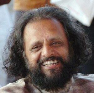ഹരിവരാസനം പുരസ്‌കാരം ചലച്ചിത്ര ഗാനരചയിതാവ് കൈതപ്രം ദാമോദരന്‍ നമ്പൂതിരിക്ക്